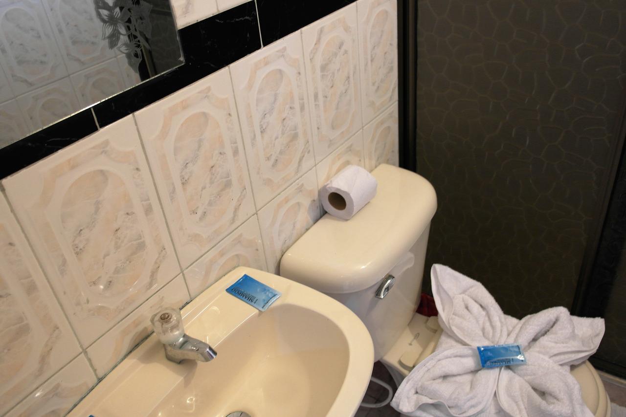 Hotel Dorado Real Фусагасуга Экстерьер фото